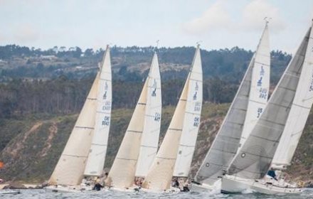 “BIG BOOTY” GANADOR INVICTO EN REGRESO DE LOS J-105 EN ALGARROBO