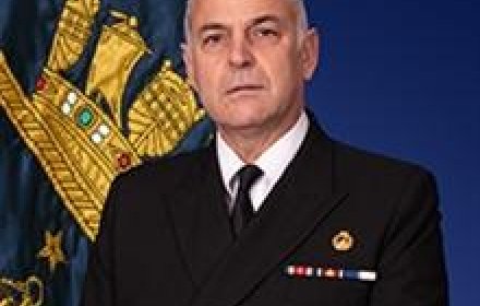 PRESIDENTE DESIGNÓ AL NUEVO COMANDANTE EN JEFE DE LA ARMADA