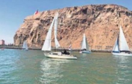 ARICA RECIBIÓ EL MES DE MAR CON EXITOSA REGATA