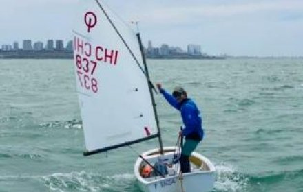 AGUSTÍN SEGOVIA Y LARRY WESTCOTT GANARON EL GRAN PRIX 2 DE OPTIMIST